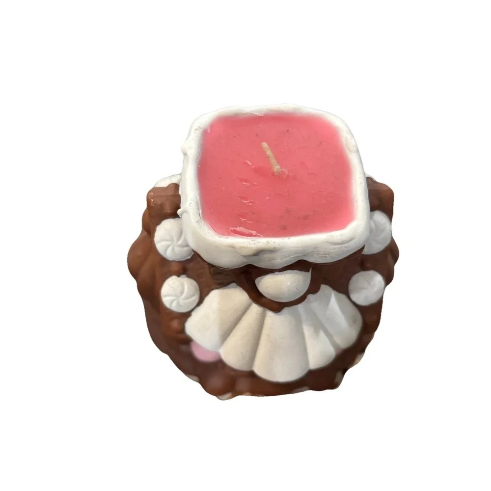 Avon Gingerbread House Vintage  Christmas Candle Frankincense and Myrrh NIB